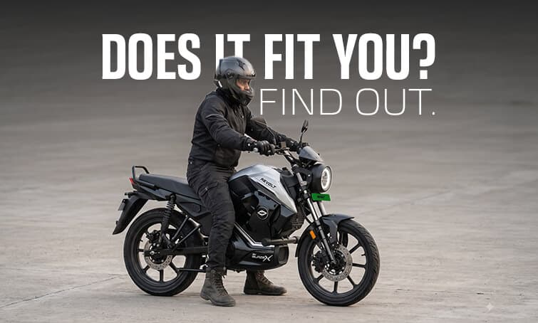 Revolt RV BlazeX Seat Height, Weight and Ground Clearance: Is It Right for Your Height?
